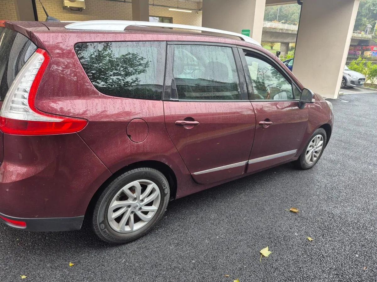 Renault grand scenic 7 seater 2016. 1.5 DCI - Image 2