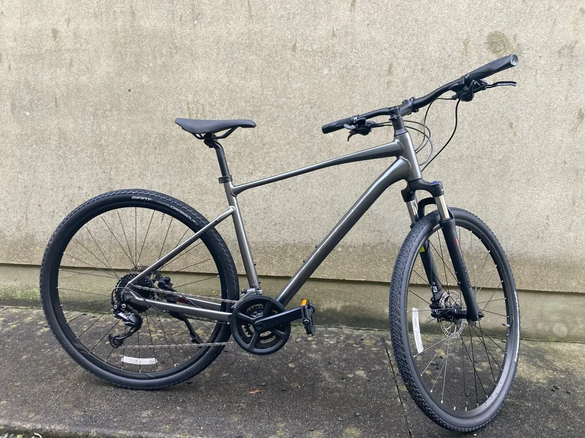 GIANT ROAM 2 - Image 2