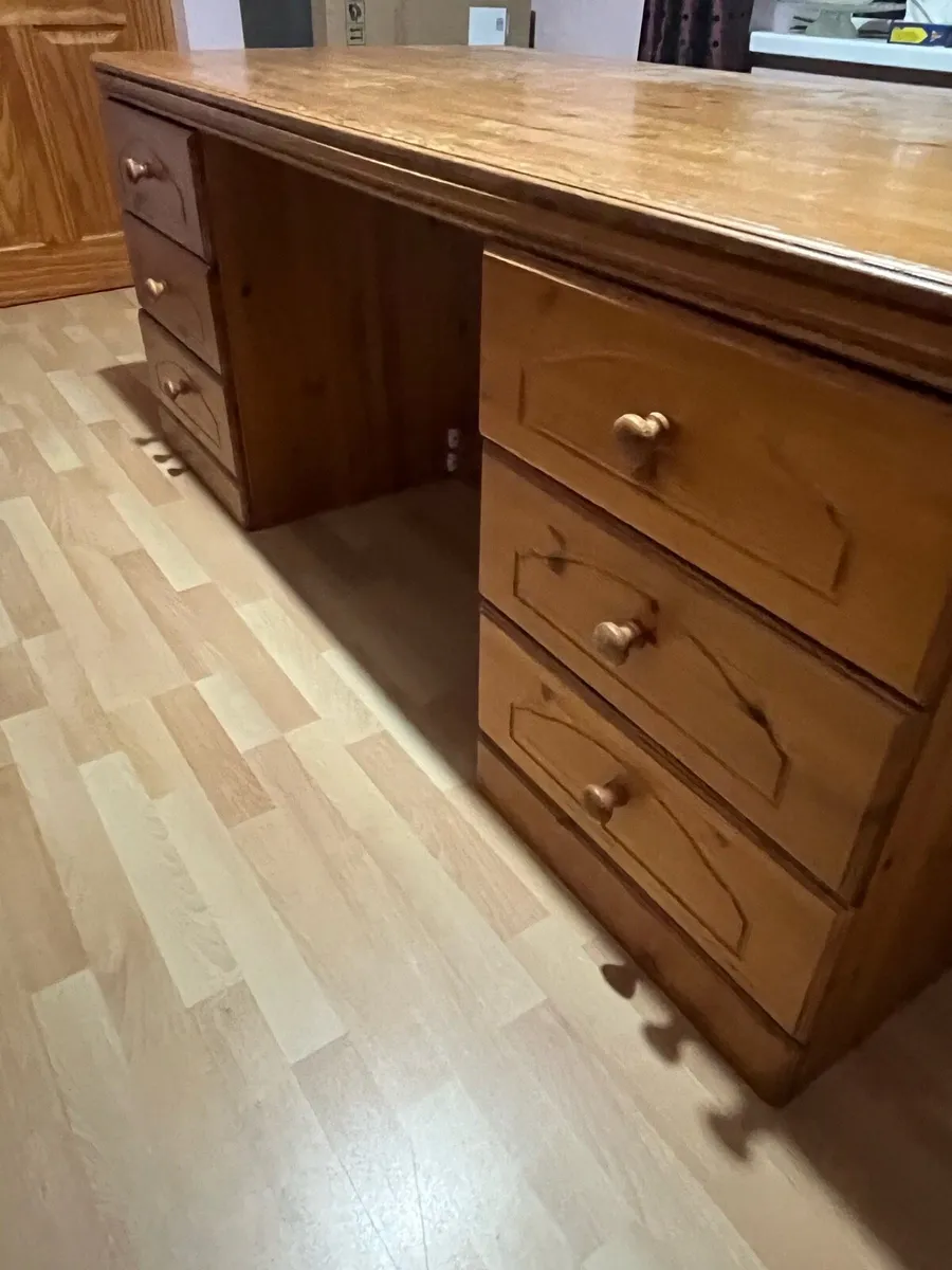 Wooden desk with drawers front and back - Image 2