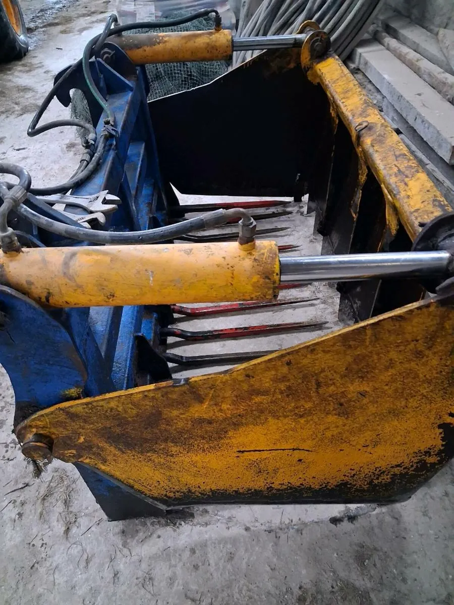 Shear Grab - Image 3