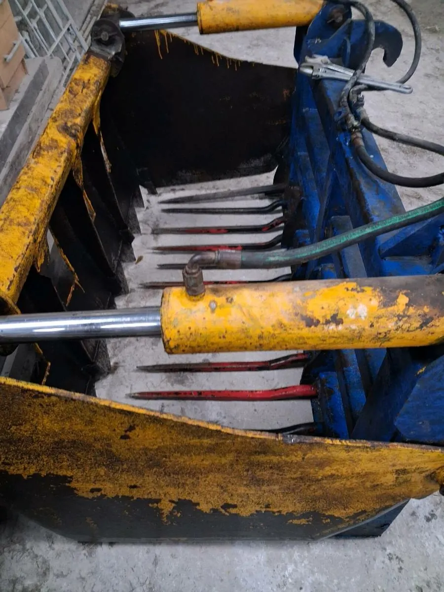 Shear Grab - Image 4