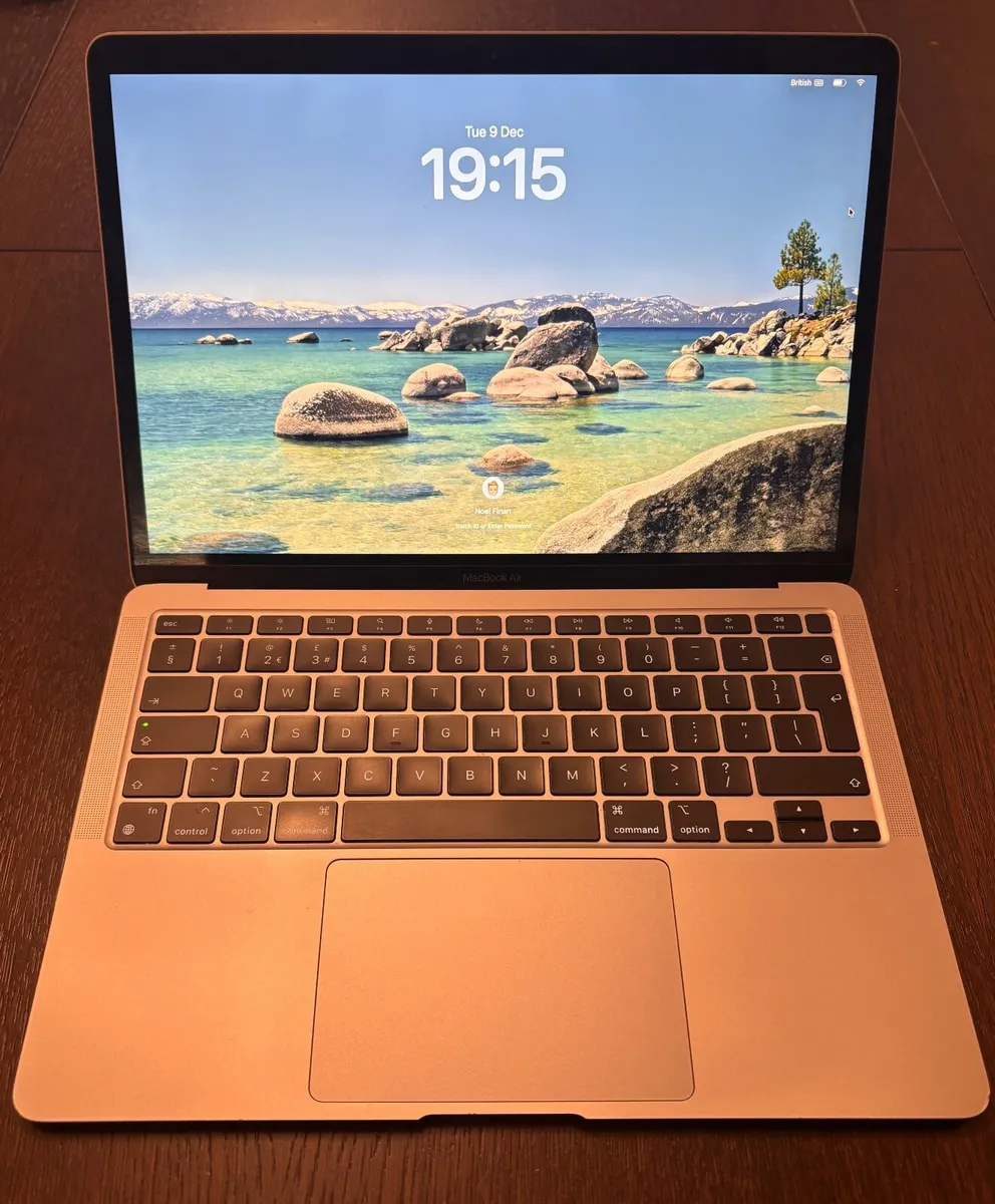 MacBook Air M1 13” 8GB 256GB 2020 - Image 4