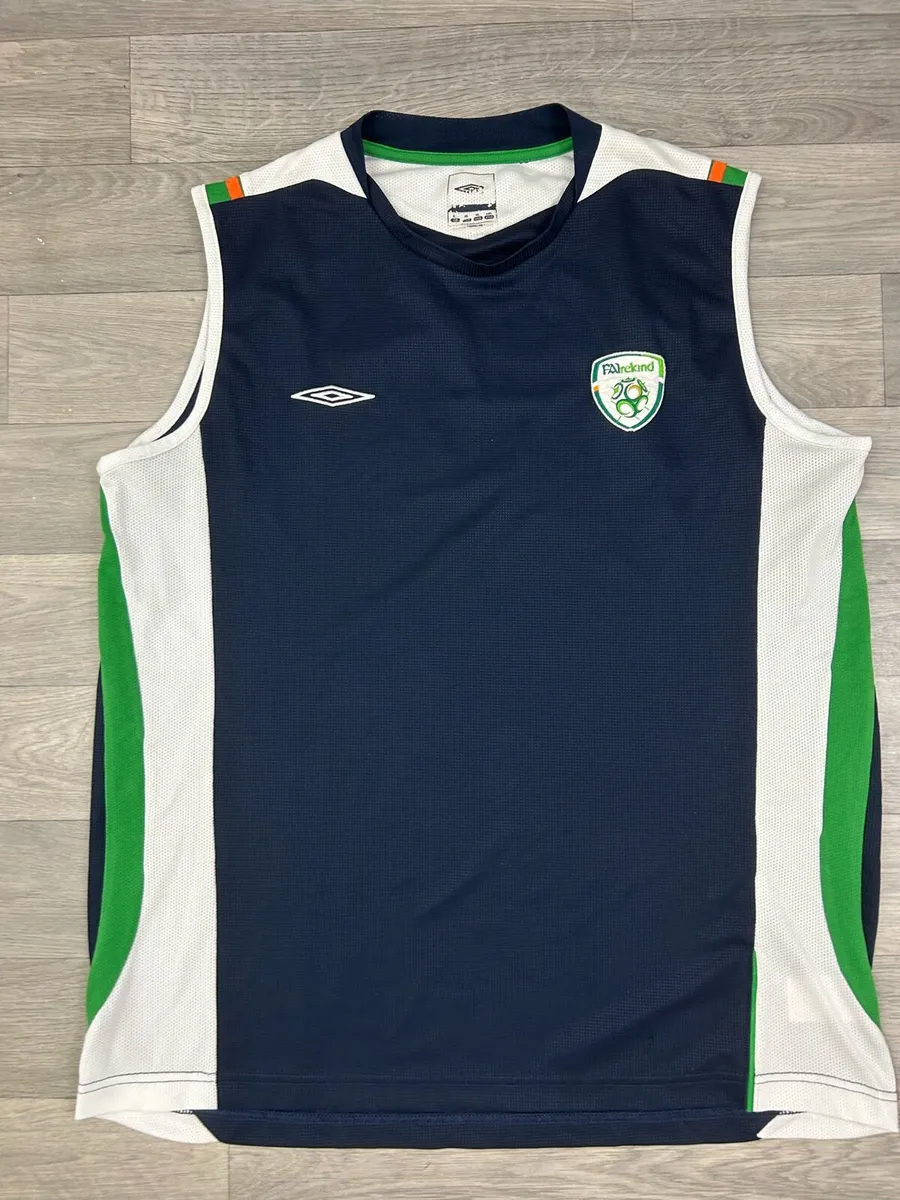 Vintage 00s Umbro Ireland Training Tank Top XL - Image 2