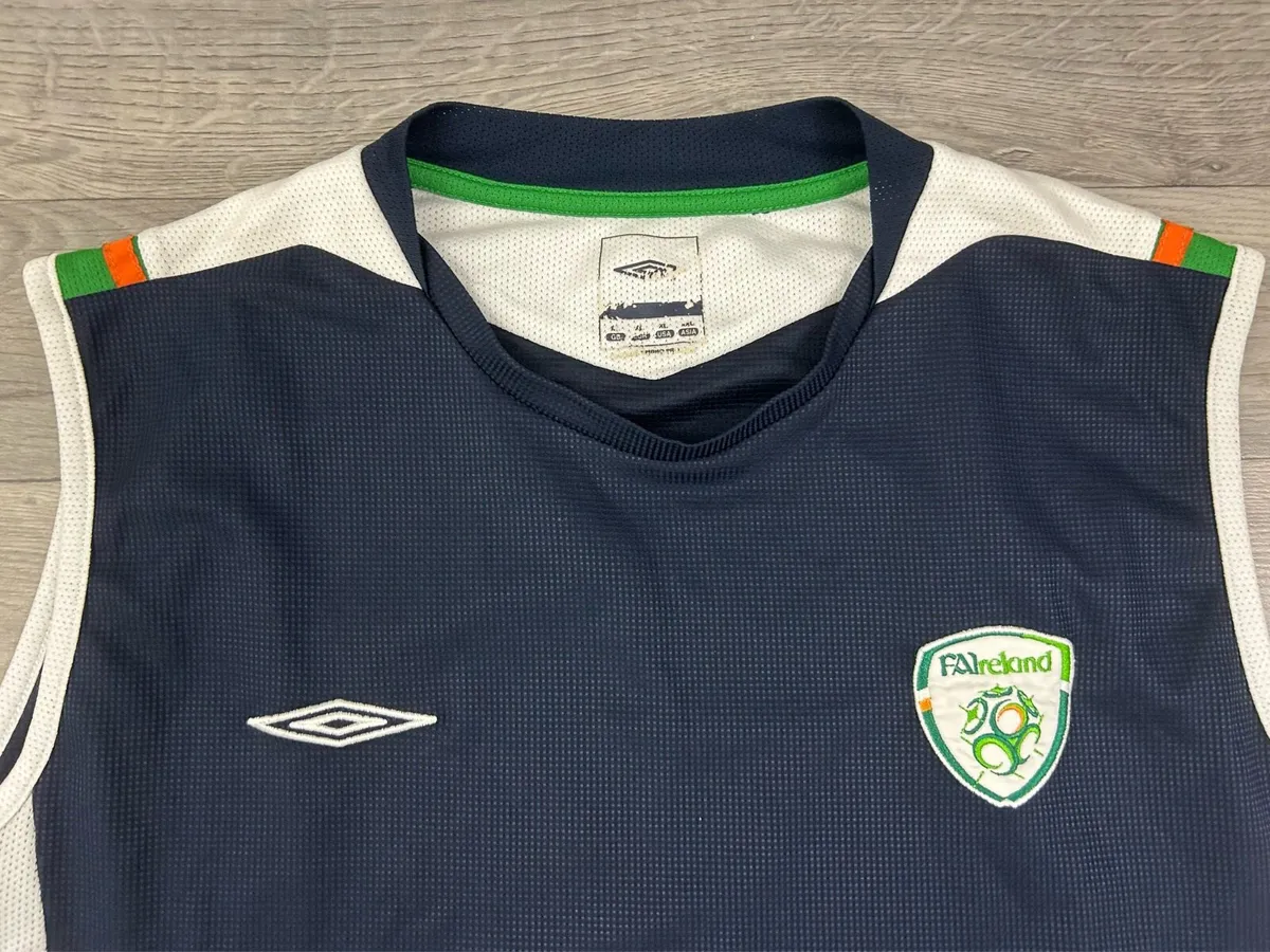 Vintage 00s Umbro Ireland Training Tank Top XL - Image 3