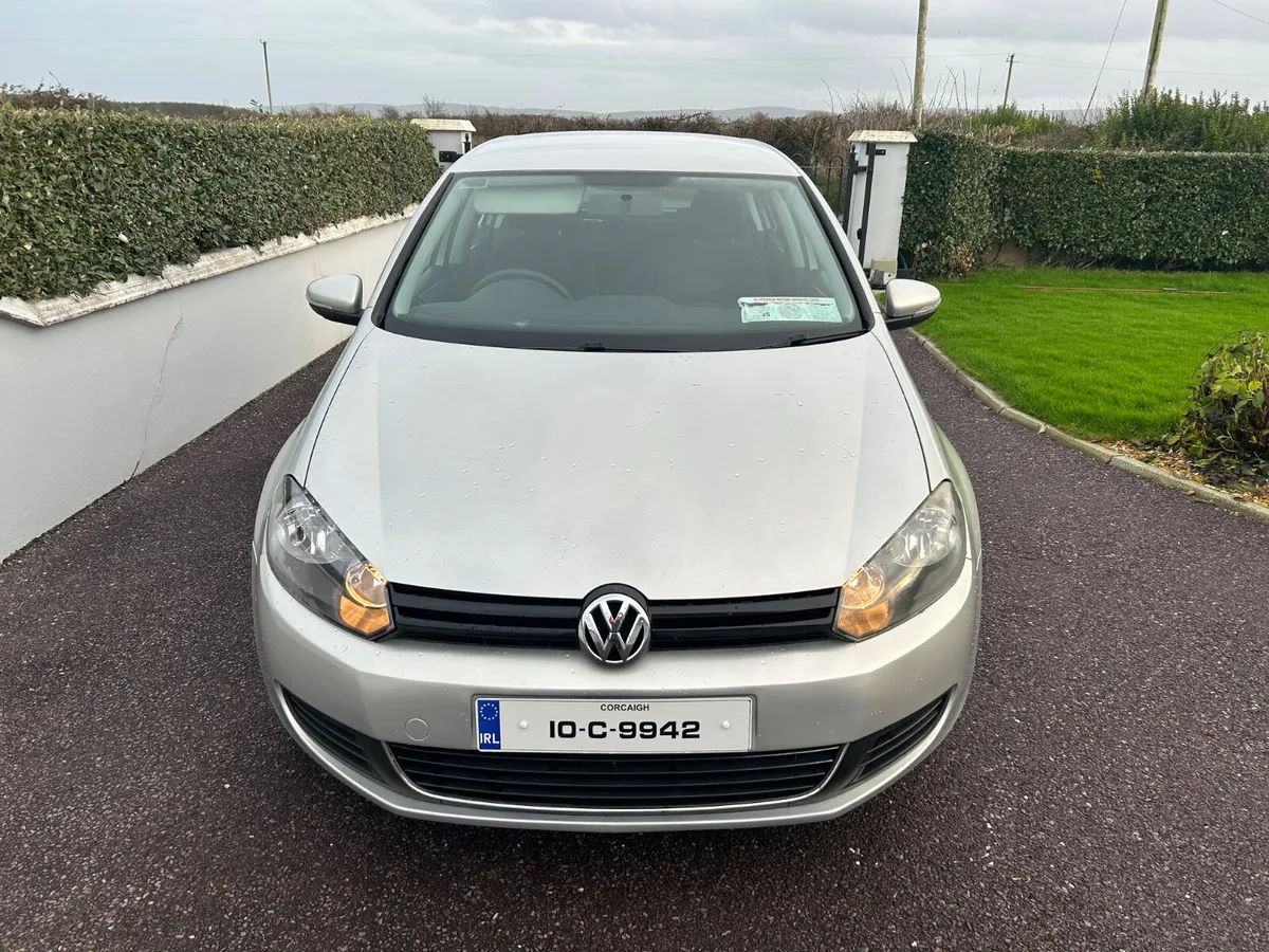 Volkswagen Golf 2010 LOW miles new NCT - Image 2