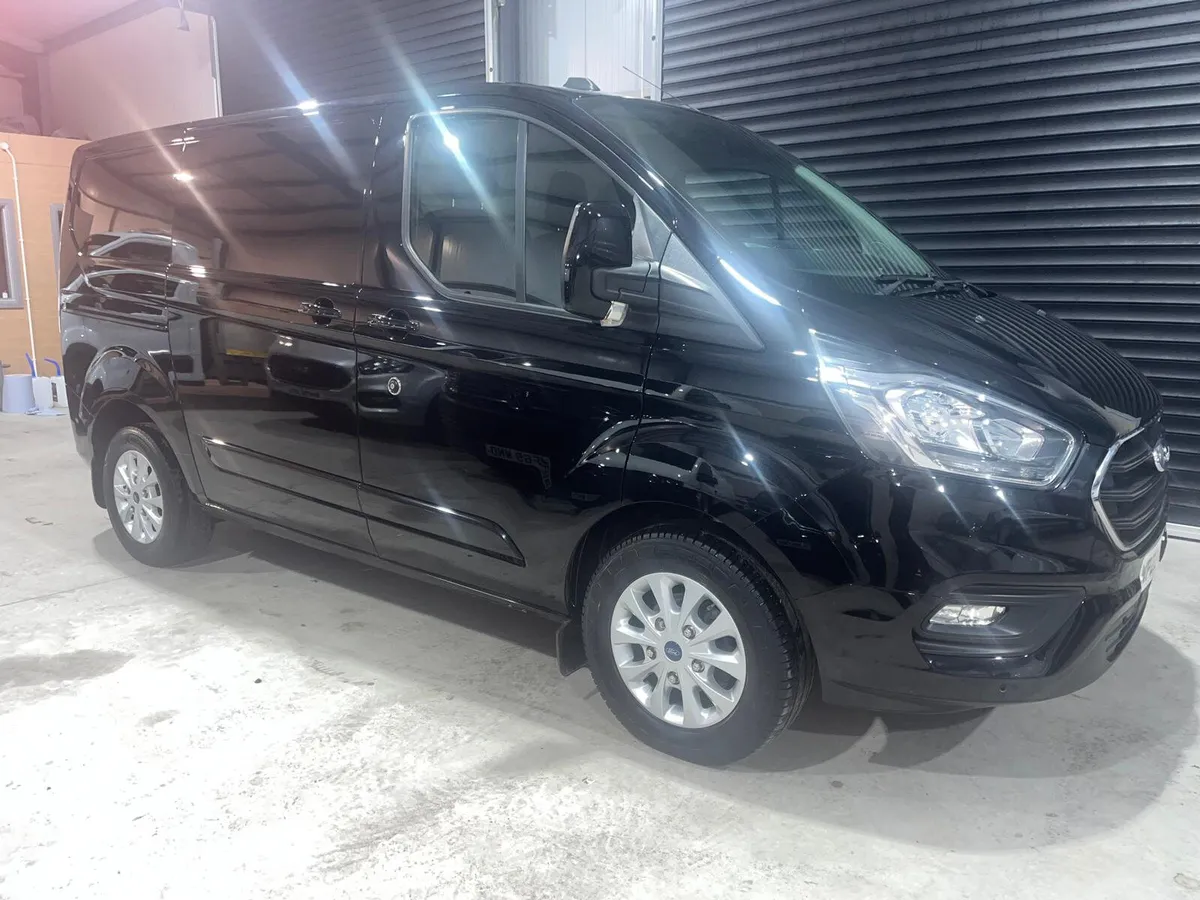 Ford Transit Custom 2022 (Twin sliding doors) - Image 1