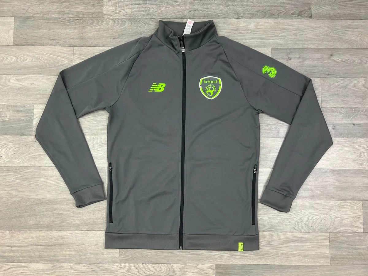 New Balance Ireland Full Zip Jacket Mens Medium - Image 1