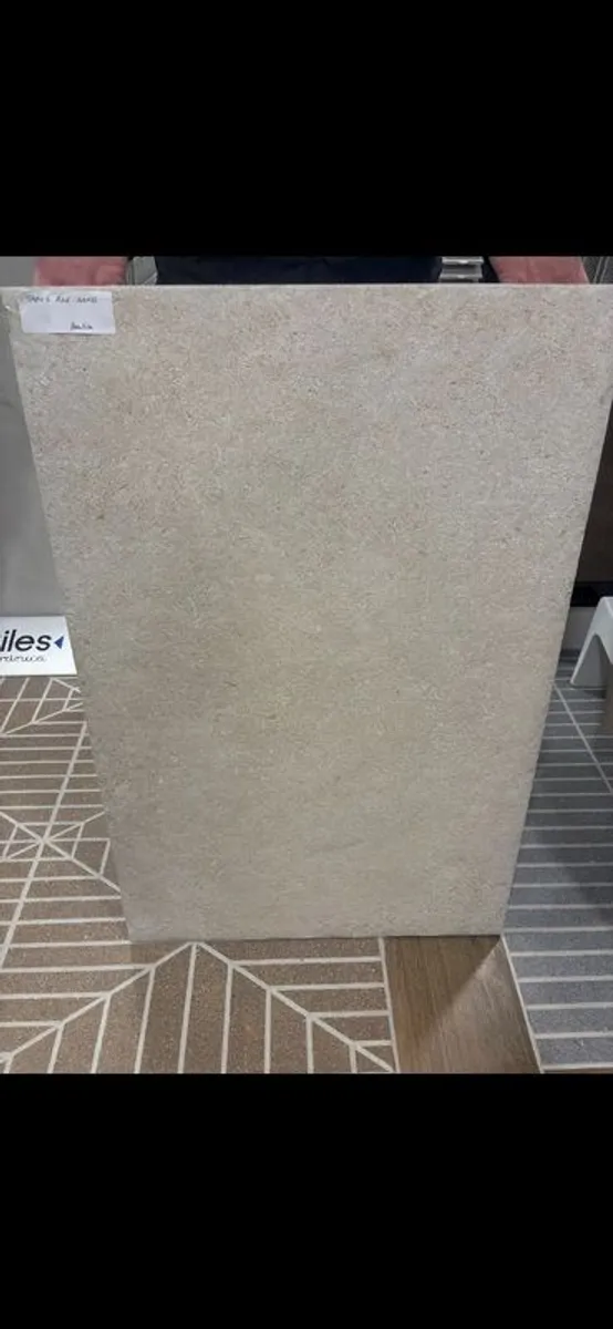 60x90 20mm porcelain tiles - Image 1