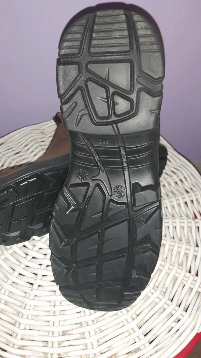 New Leather Steel toe safety boots - Image 4