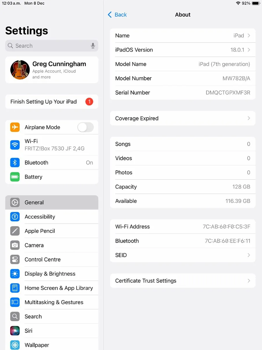 Apple iPad 7th Gen 128Gb in perfect condition - Image 3