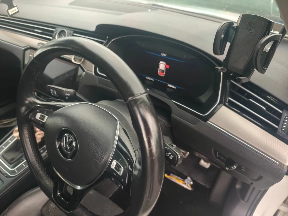 Volkswagen arteon - Image 2