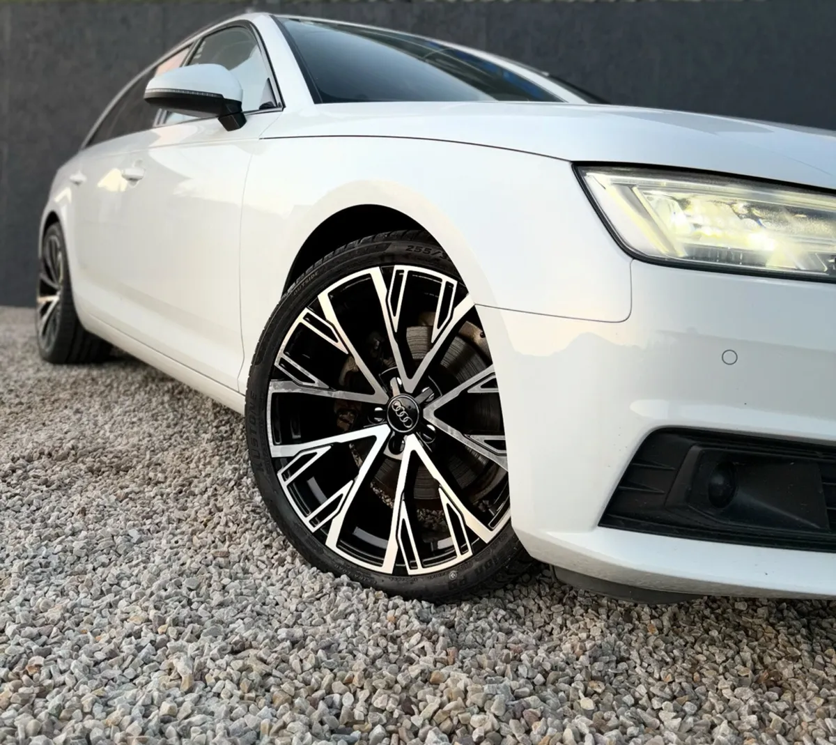 Audi A4 Avant Estate 2.0 TFSI Automatic 2017 - Image 3