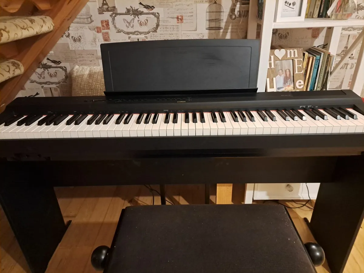 Yamaha Electric Piano - Image 3