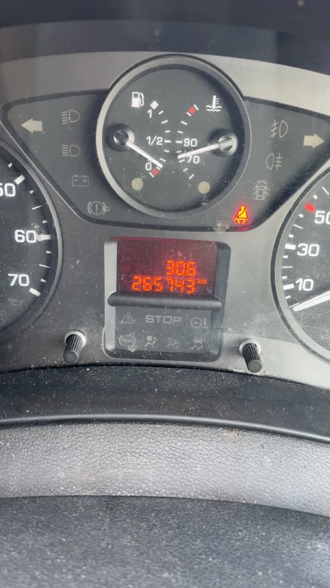 152 Peugeot Partner - Image 4