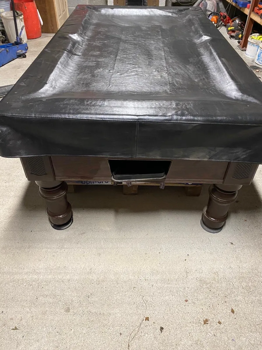 Pool table - Image 2