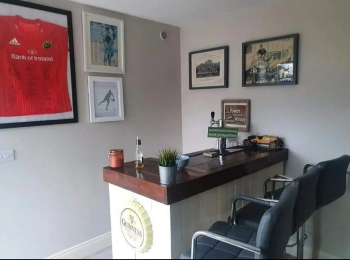 BARS,BARS AND MORE BARS!!! - Image 4