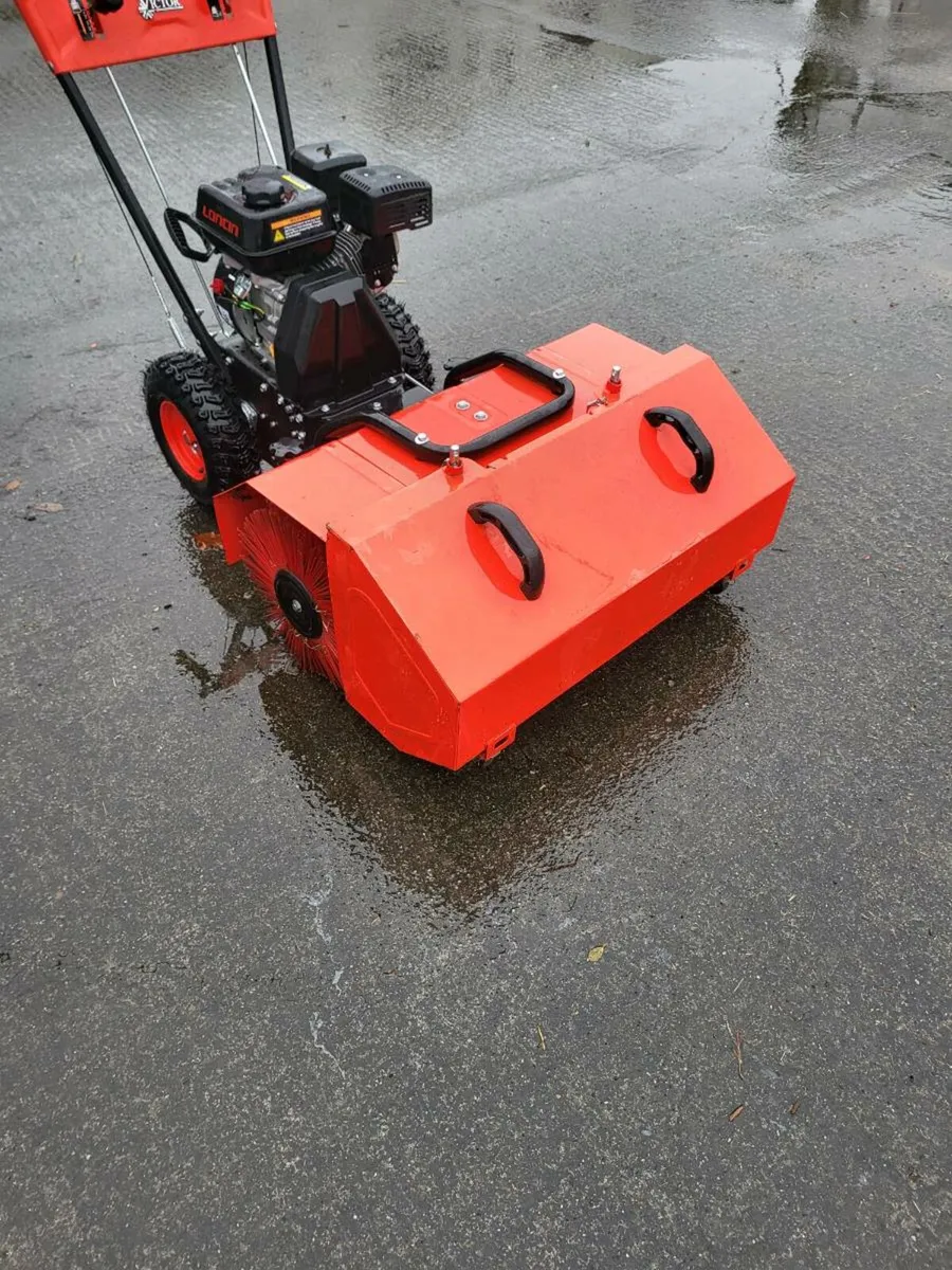 Yard sweeper - Image 3