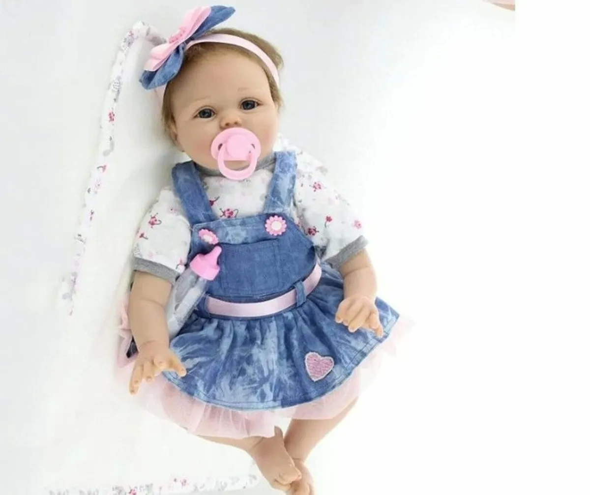 Reborn doll 22inch - Image 3
