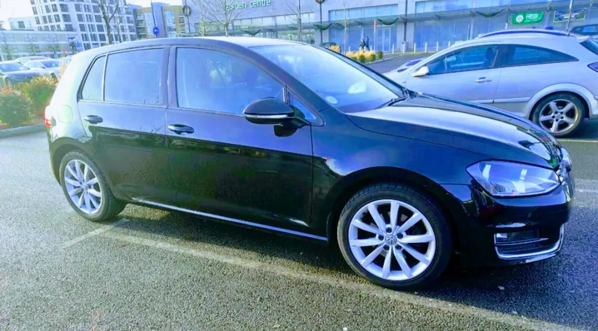 ⭐162 TOP SPEC LOW KMS AUTO DSG ⭐ - Image 1