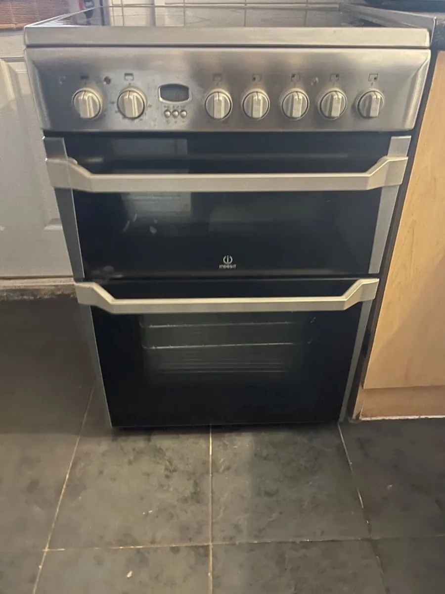 Indesit 60cm wide cooker