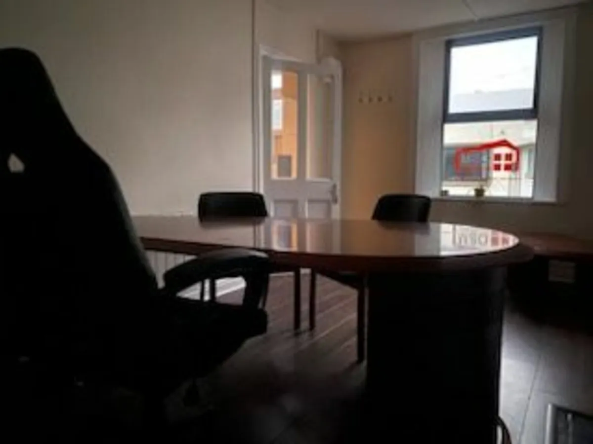 Office Furniture - Image 3