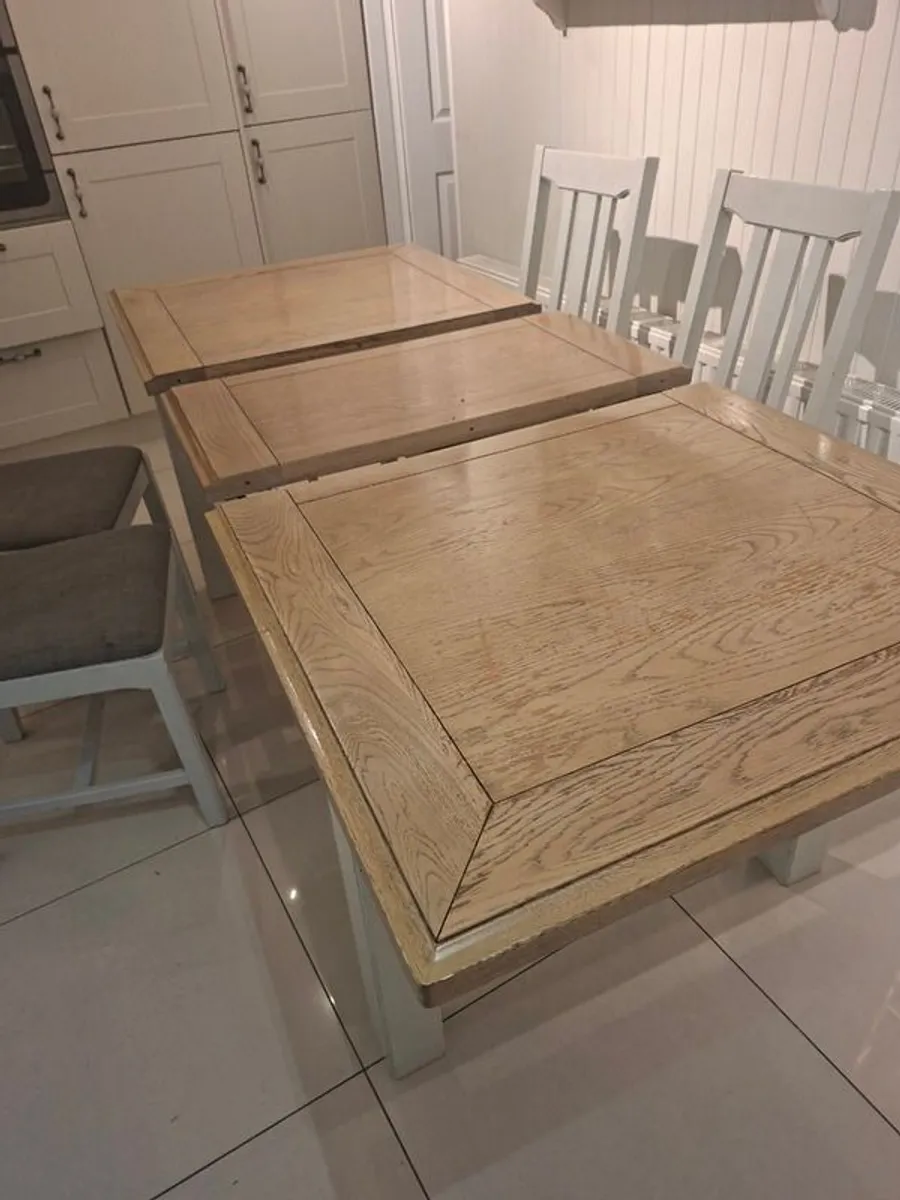 Table and Chairs - Image 1