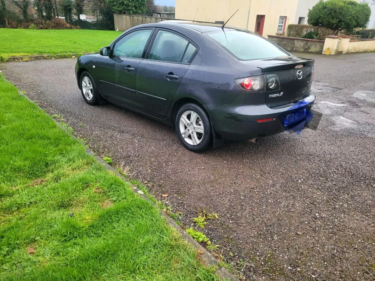 07 mazda 3. Automatic.  petrol - Image 3