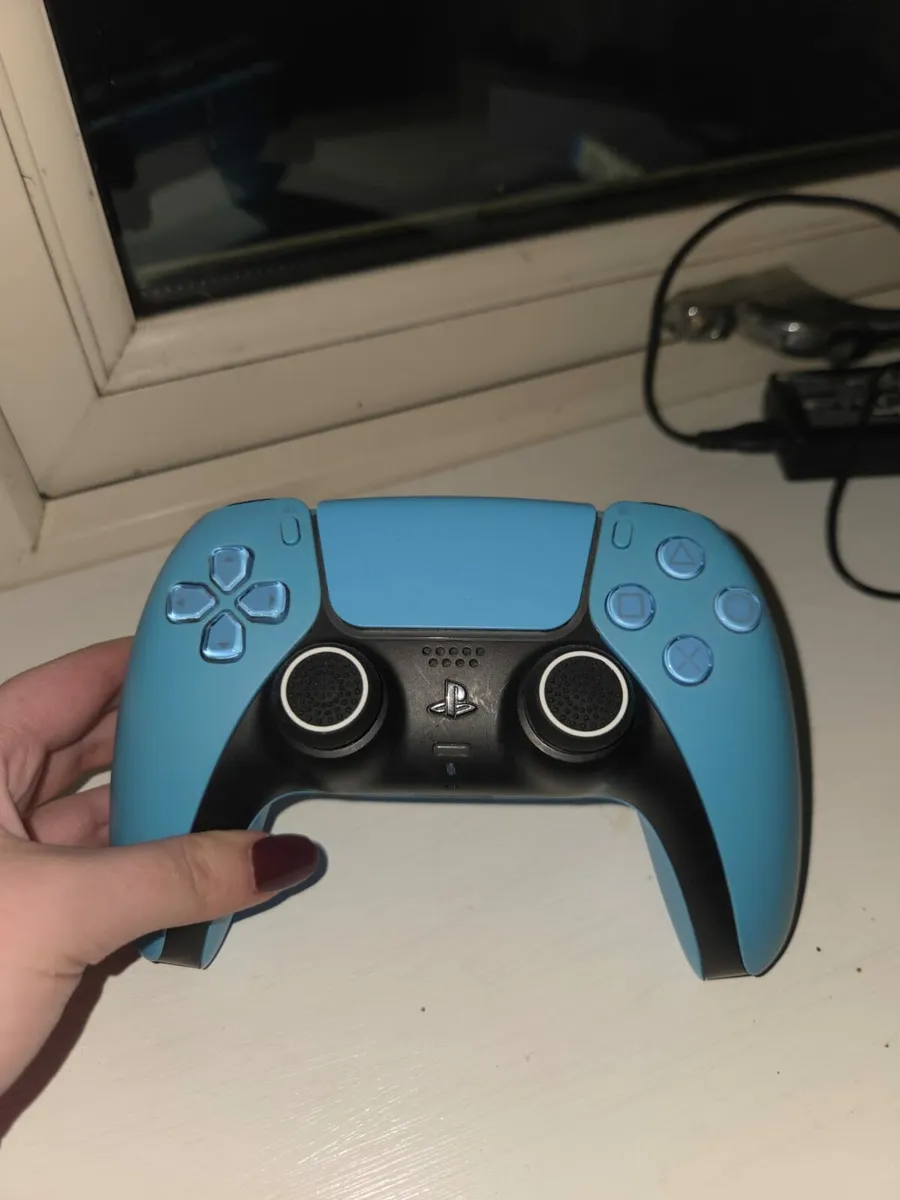 Ps5 disc edition & ps4 pro - Image 4