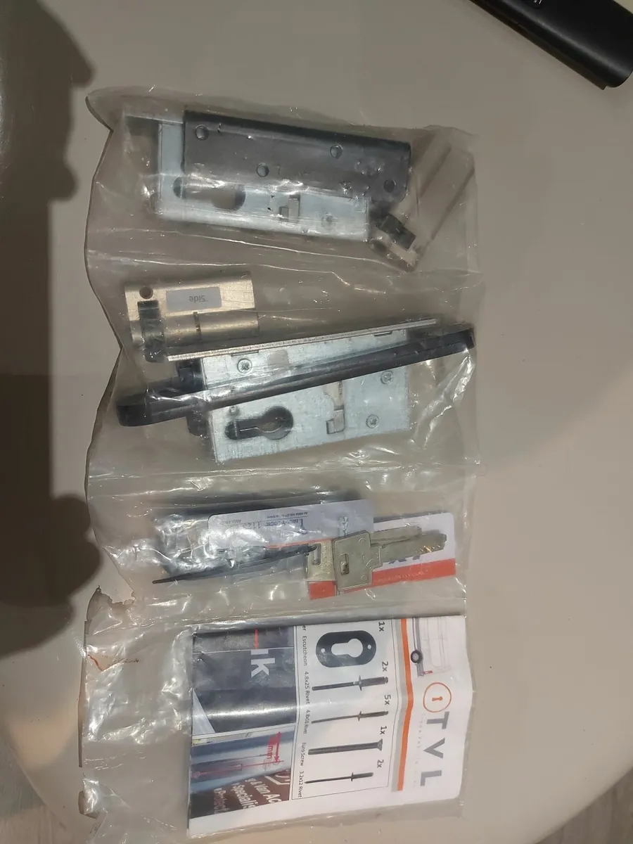 Ford transit deadlocks