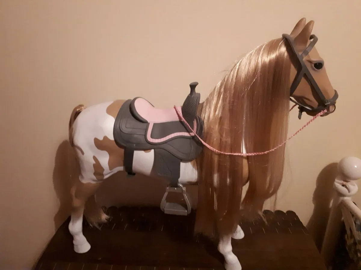 Our Generation Dolls Stable Bundle - Image 3