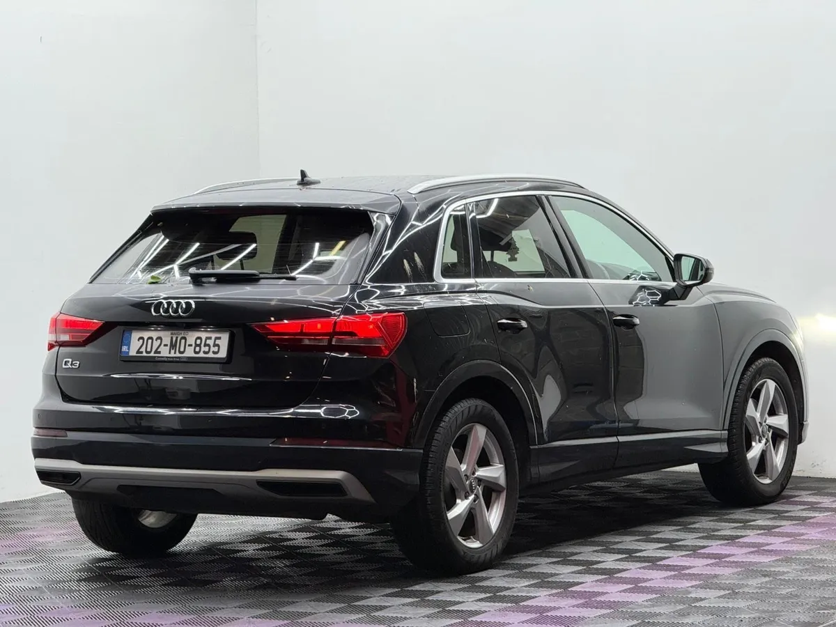 202 Audi Q3 35 TFSI 150 SE 4DR - Image 2