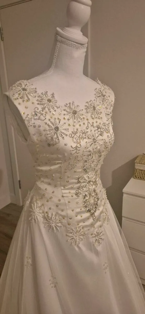 Vintage bridal (hand made from 1995) - Image 1