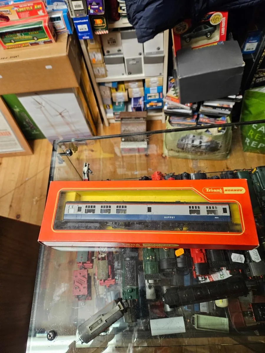 Hornby Triang OO Gauge Carraige