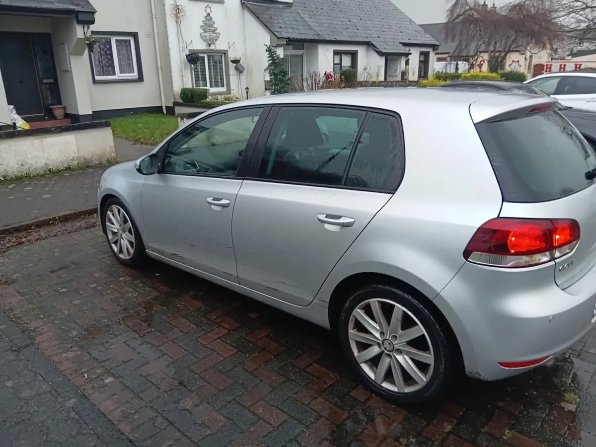 2009 Volkswagen Golf 2.0 Litre Automatic - Image 2
