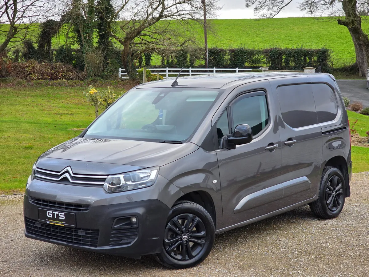Automatic 2021 Citroën Berlingo Driver - Image 1