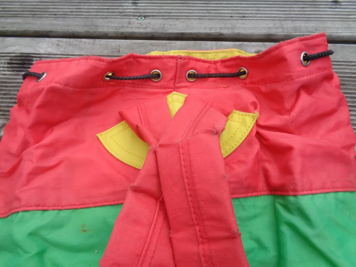 Duffle Bag for Sale - Image 4