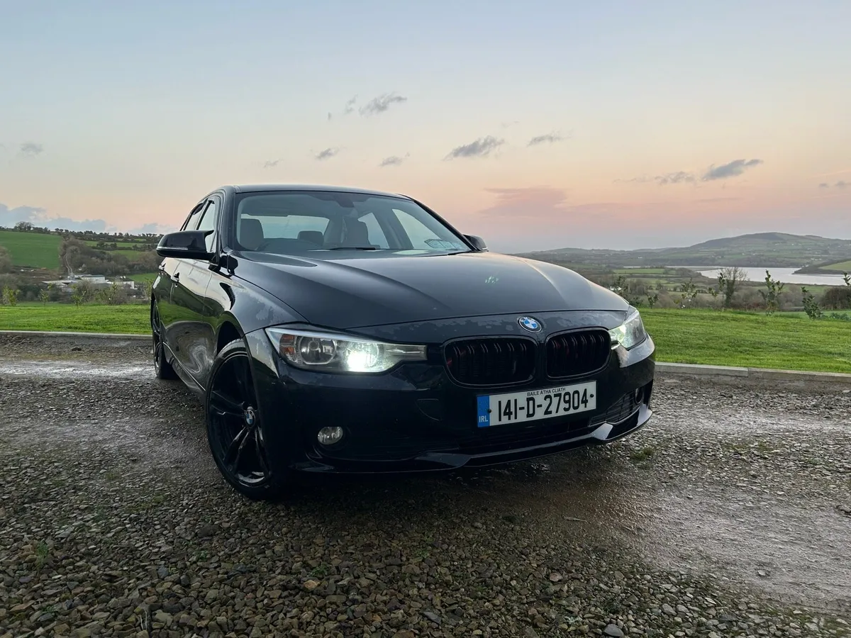 F30 BMW 318d - Image 4