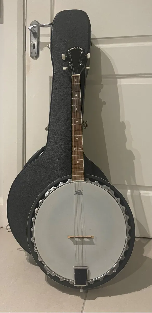Clareen Banjo and Case - Image 1