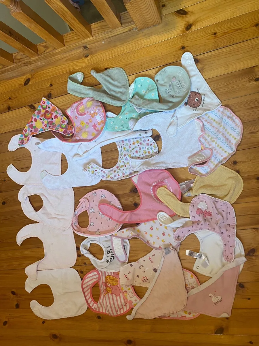 Girls clothes bundle - Image 1