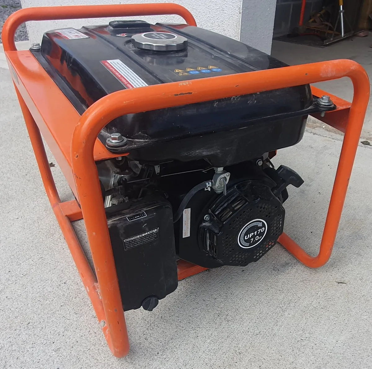 Victor GG3300 3.7 KvA Petrol Generator - Image 3