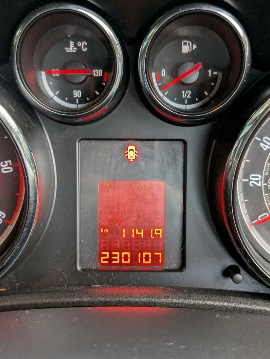 Astra Vauxhall 1.7 Diesel 2011 - Image 1