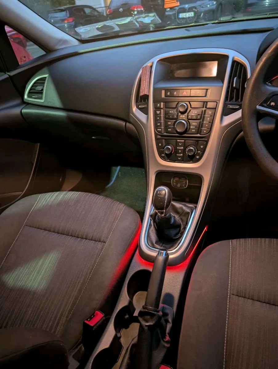Astra Vauxhall 1.7 Diesel 2011 - Image 3
