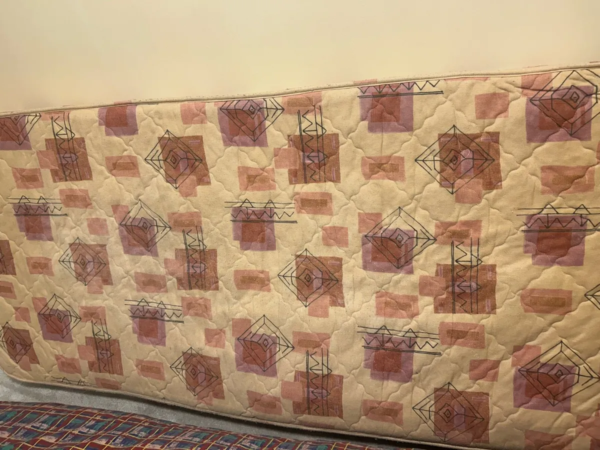 Two single beds - Image 2