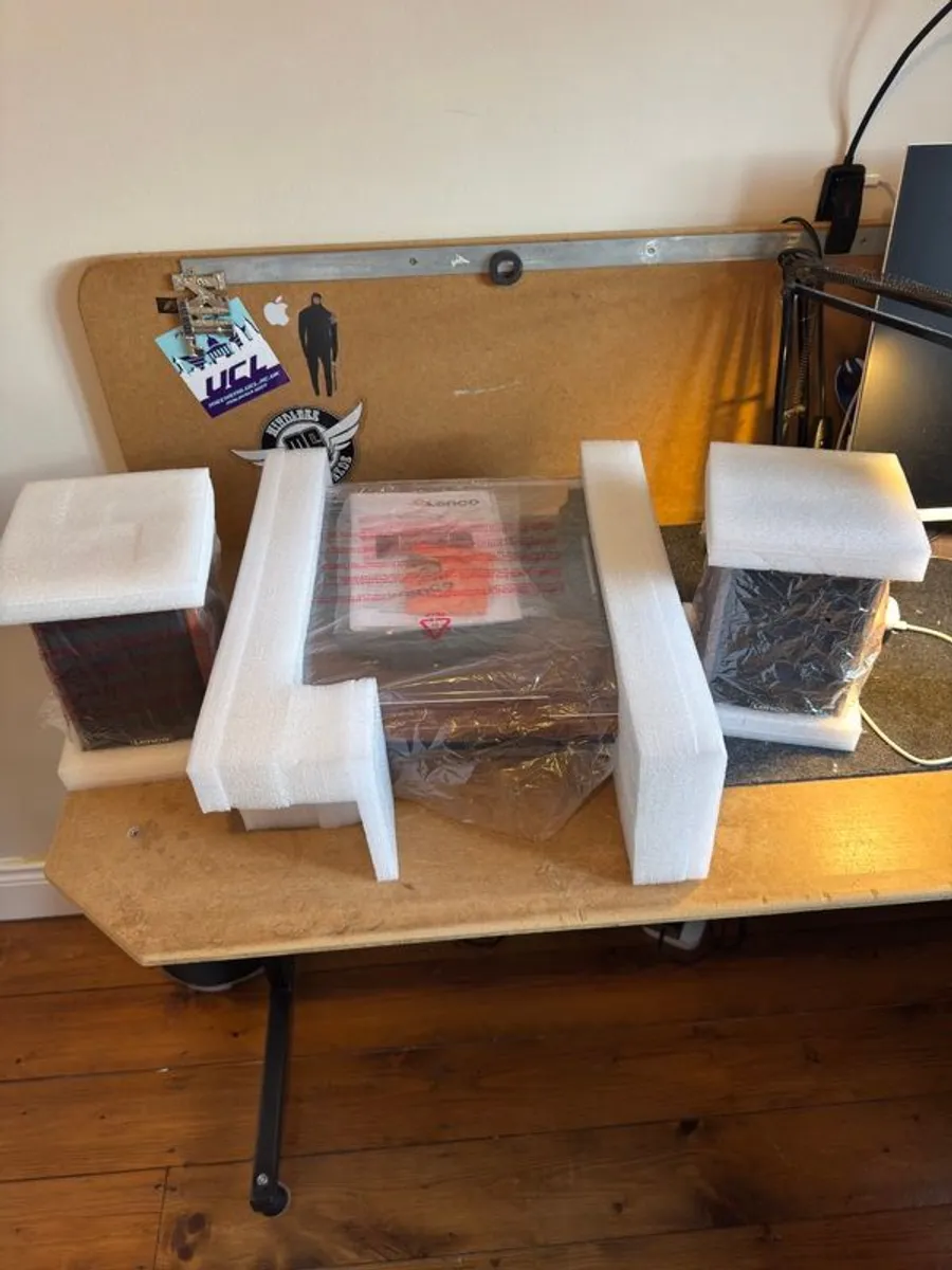 Lenco LS-100WD Turntable & Speakers - Image 3