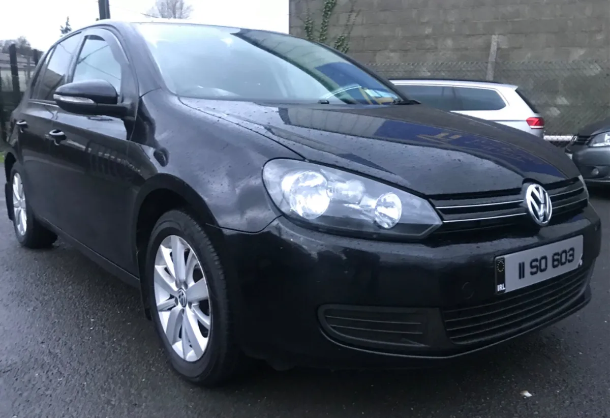 Volkswagen Golf 1.6 TDI 105BHP TRENDLINE - Image 2