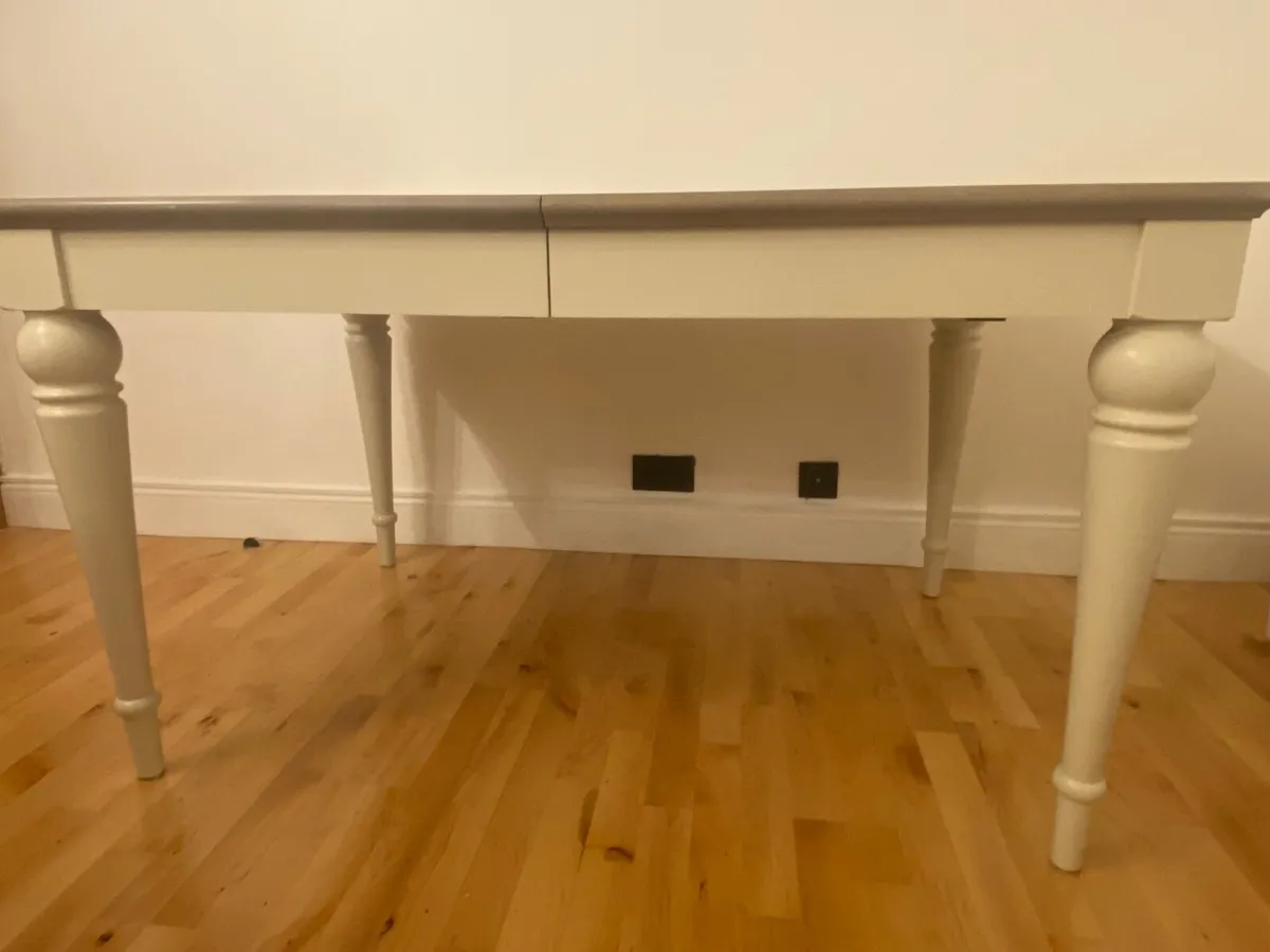 Dinning Room Table+ 6 Chairs - Image 1