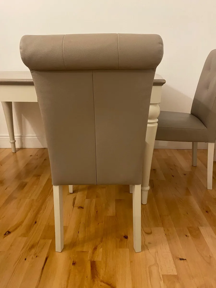 Dinning Room Table+ 6 Chairs - Image 3