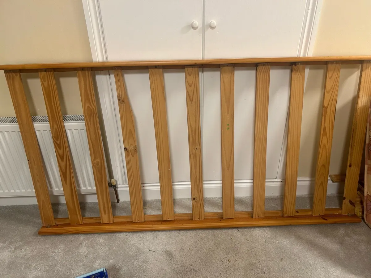 Two single beds - Image 2