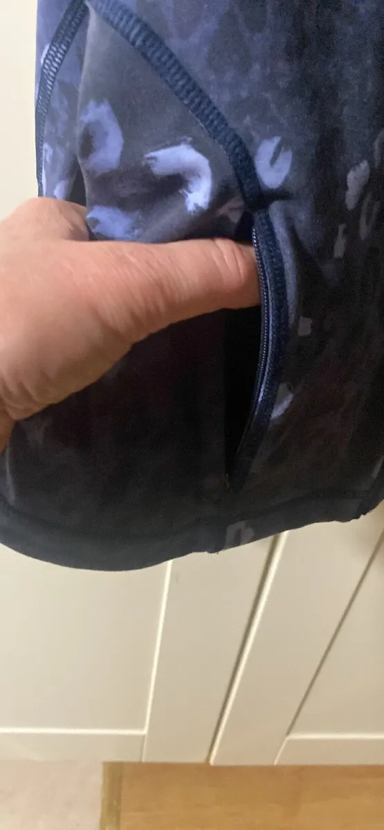 Sweaty Betty top - Image 4