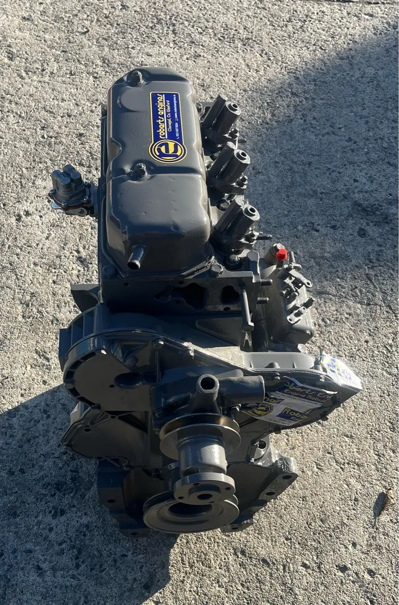 Reconditioned mf 135 engine - Image 2